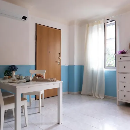 Maisonette De La
